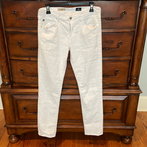 Adriana Goldschmeid white jeans. Goodnused condition. Size 31, but fits like 29. - Picture 1 of 6